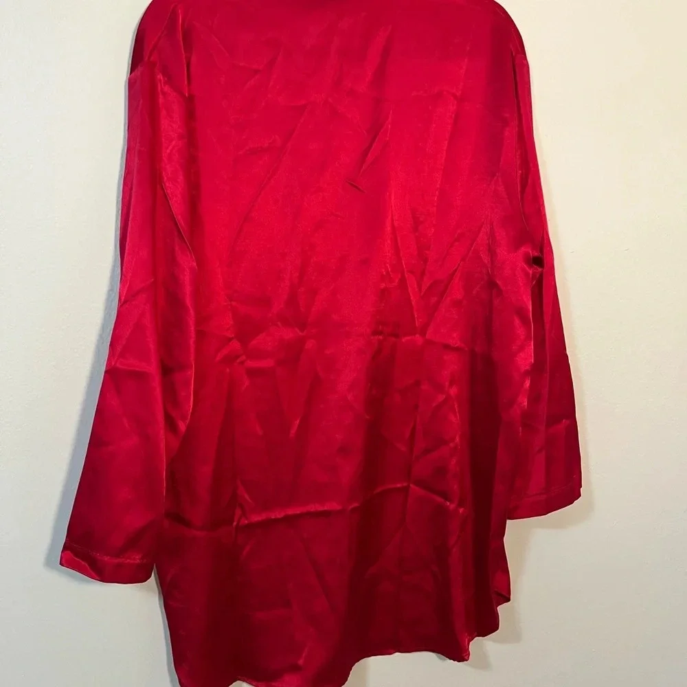 Vintage 90s-00s Victoria Secret Red Silky Satin Sleep Shirt Size Medium Y2K Sexy